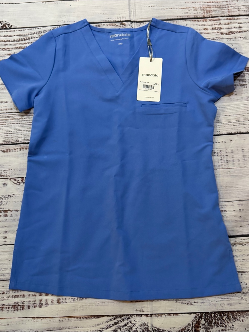 Mandala Women's V-Neck top size XXS